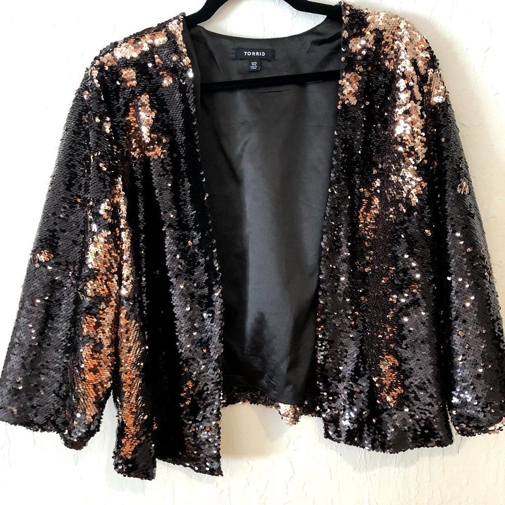 Torrid TWO-TONE SEQUIN DRAPE JACKET Size 1/2